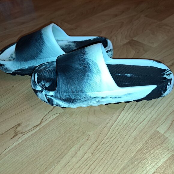 Cool Planet By Steve Madden Cloud Slide Sandals Size 6 - Picture 7 of 10